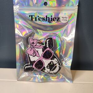 Simply Southern Freshiez Mocha Cream Air Freshener Cow With Sunglasses